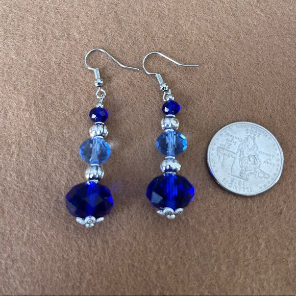 💙Handmade Earrings 💙 - Picture 8 of 11